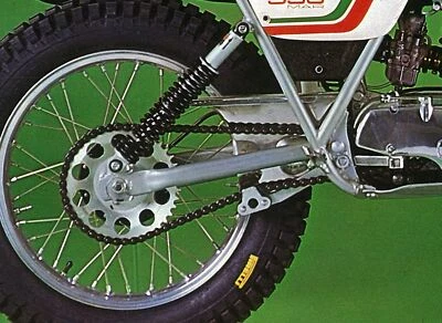 Kit de sellos y pernos de rodamientos pivotantes de basculante de titanio OSSA MAR Explorer TR77  Foto 1 de 4