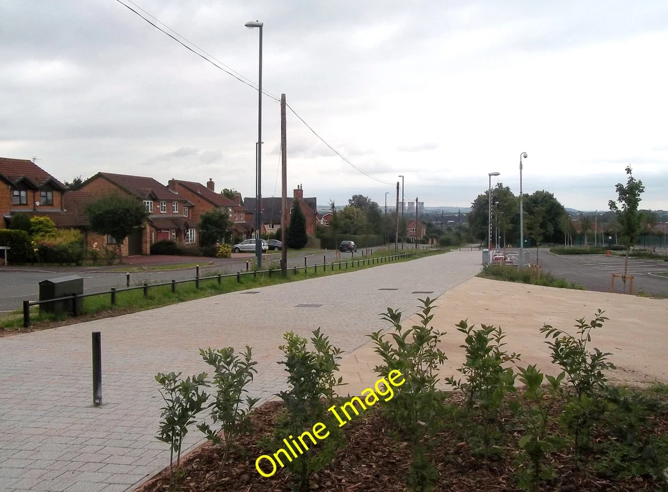 Foto 12x8 Radweg in der Nähe von Derby Community Sports College Littleover Bild c2013 - Bild 1 von 1