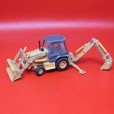 ERTL Case 590 Super L Series 2 Bulldozer Orange Missing Rivet 1:50 - Image 1 of 4