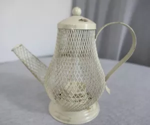 Kohl's Creme Metallgeflecht Teekanne 1,5" Stumpenkerze Windlicht Halter 7,5" Höhe x 8,5" Breite - Bild 1 von 11