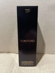 Tom Ford Shade & Illuminate Soft Radiance Foundation 1oz SPF 50 NIB - 4.5 IVORY - Picture 1 of 9
