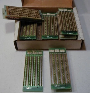Augat Wirewrap card, REDUCED, new old stockUL-1 single width type READ - Picture 1 of 2