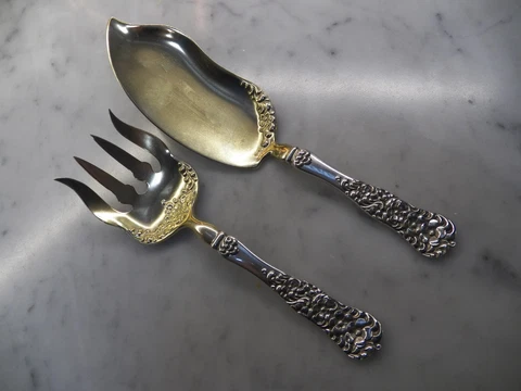 DOMINICK & HAFF ROCOCO STERLING SILVER FISH SERVING SET W/ GOLD WASH MONOGRAM Cover