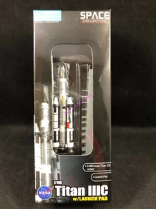 Dragon Wings 56228 1/400 Titan IIIC w/Launch Pad Scale New in Box 2019 new - Picture 1 of 6