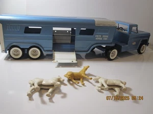 RARE Vintage 1950's/60's Structo Pressed Steel Vista Dome Horse Van Truck C8 - Picture 1 of 15