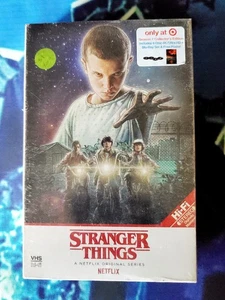 Stranger Things Season 1 Collector Edition 4K Ultra HD Blu Ray. NOS, SEALED. - Bild 1 von 4