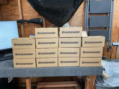 Lote de 14 Motor Oriental 4IK25GV-UC Motor de Inducción 25W, 220 a 20 VCA, 60 Hz Foto 1 de 4