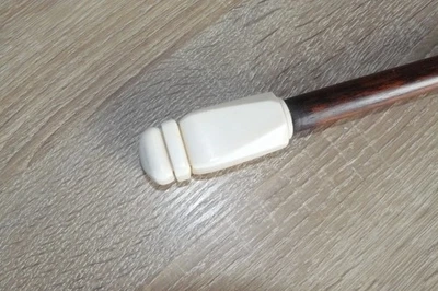 Canne ancienne de collection avec un beau pommeau - Photo 1/4