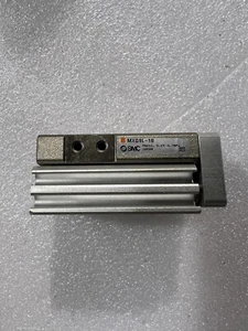 SMC MXQ8L-10 cilindro, mesa deslizante, cilindro guiado MXQ - Imagen 1 de 7
