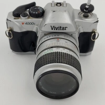 Vintage Vivitar V4000s SLR Camera W/ Macro Focus Zoom 35-70mm Lens Silver - Image 1 of 4