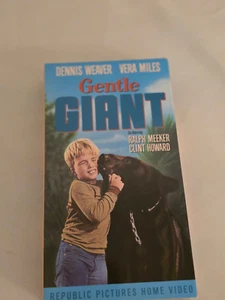 Gentle giant Dennis Weaver Vera Miles VHS tape republic pitchers home video - Picture 1 of 3