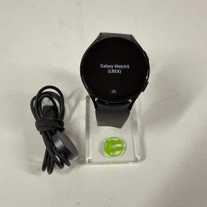 Unlocked Samsung Galaxy Watch5 Aluminum Smartwatch SM-R915U - Photo 1 sur 11
