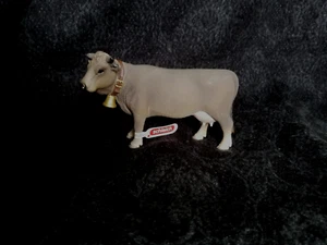 Schleich Charolais Cow w Bell Retired Collectible Toy EUC Realistic NWT - Picture 1 of 5