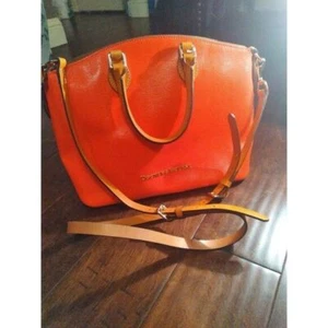 Dooney & Bourke orange Leder Umhängetasche Handtasche mit hellbraunem Besatz abnehmbarer Riemen - Bild 1 von 6