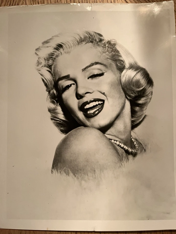 Marilyn Monroe Prints - Image 1 of 1