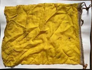 Vintage nautical signal flags / early 20th century / La belle Jardinière 5 - Picture 1 of 5