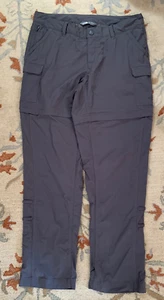 Pantalones convertibles grises The North Face 10 convertibles en pantalones cortos o longitud corta usados en excelente estado - Imagen 1 de 10