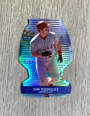 2000 MLB Stadium Club '3X3' Luminescent | Ivan Rodriguez | #2B | Texas Rangers - Image 1 of 2