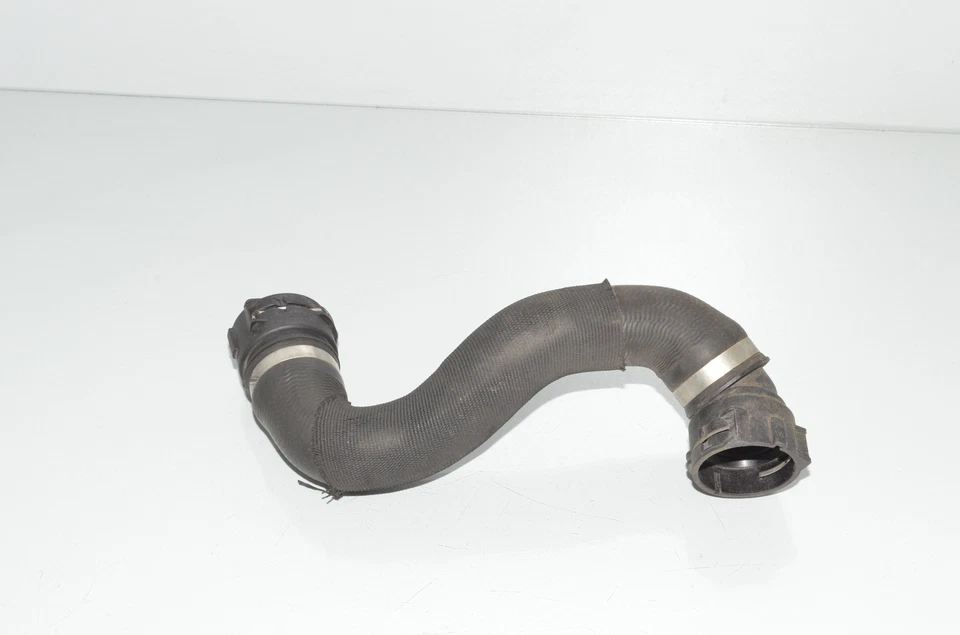 BMW E87 118d Coolant Hose Coolant Trousers 7796870 - Image 1 of 4