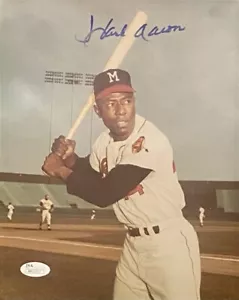 HANK AARON AUTOGRAPHED 8x10 BRAVES HOF SIGNED JSA AUTHENTICATED - Picture 1 of 2