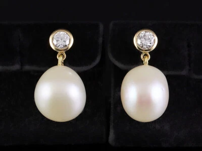 Zeitlose Brillant Ohrstecker mit Perle ca. 0,60ct  7,9g 750/- Gelbgold - Bild 1 von 4