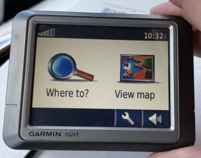 Garmin Nuvi 260 Touchscreen GPS Navigation - Image 1 of 4