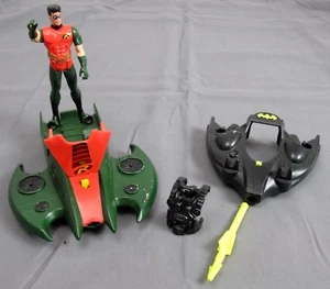 1992 Kenner Robin Action Figure w/ Jet Foil & Batman Deep Dive Sub & Chest piece - Picture 1 of 4