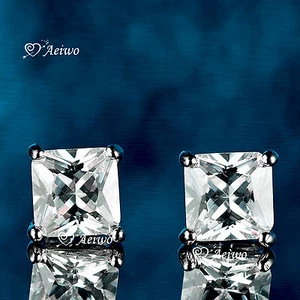 18K WHITE GOLD EARRINGS GF CUBIC ZIRCONIA SPARKLING STUD CLASSIC 0.75CT - Picture 1 of 2