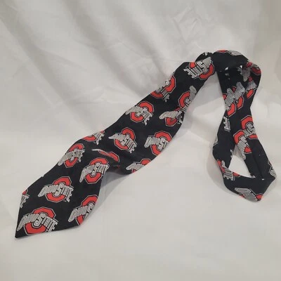 Merge Left Silk Ohio State Pointed Tie 56" Long, 4" Wide at Widest Point - Изображение 1 из 2