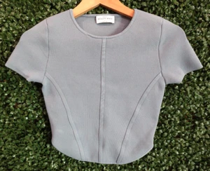 Babaton Aritzia Sculpt Knit Round Neck Cropped Ribbed Top Gray Women’s Size S - Picture 1 of 6