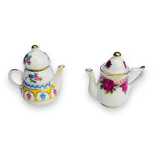 Lote de 2 teteras miniatura vintage muñeca 1898 China Company detalles oro rosa - Imagen 1 de 10