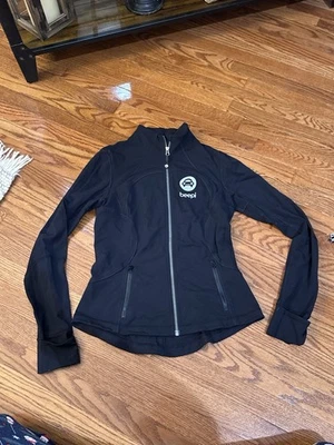 Jaqueta Lululemon Define Feminina Preta Luon Bolsos Zíper Completo - Imagem 1 de 4