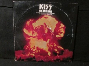 KISS The Originals DRESSED TO KILL Hotter Than Hell 76 VINYL 3 LP Set w Booklet - Picture 1 of 9