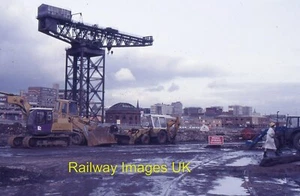 Foto - Construcción junto al Clyde c1987 - Imagen 1 de 1