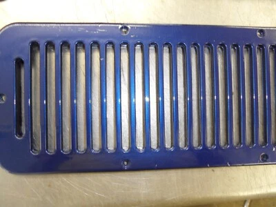 OEM JEEP CJ CUBIERTA PARRILLA DE VENTILACIÓN (USADA) 1978-1986 6 ORIFICIOS - VARIOS COLORES Foto 1 de 4