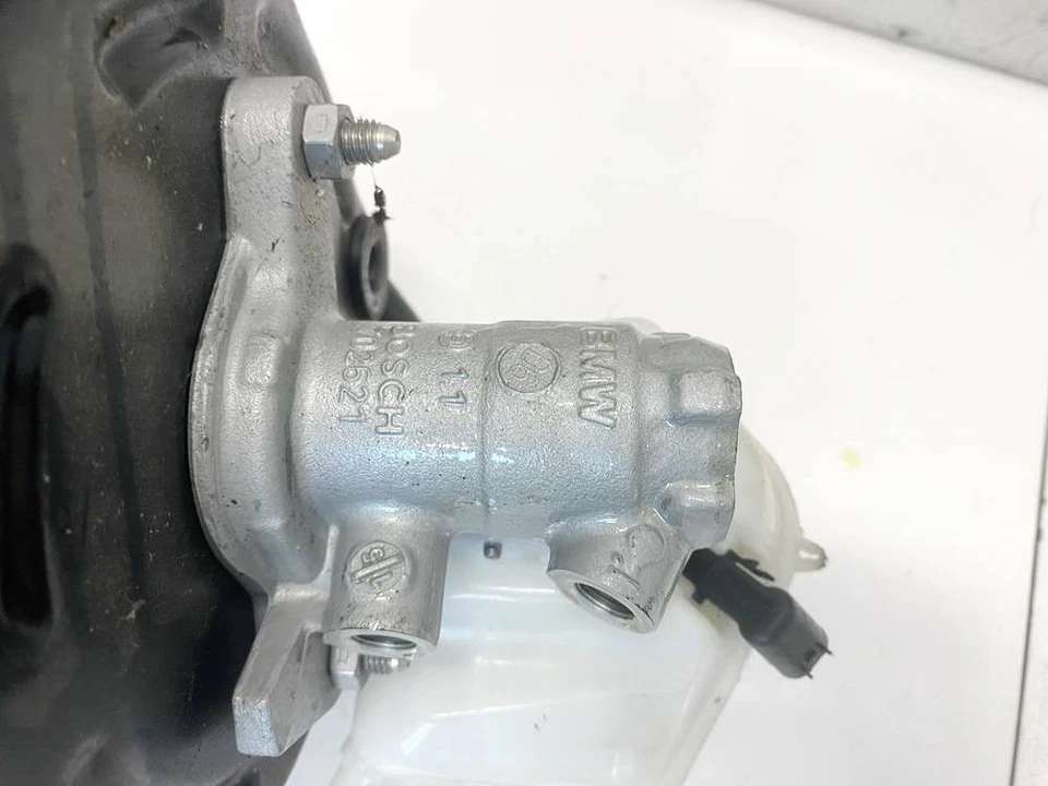 2016 BMW 3-Series Brake Master Cylinder 70262, Genuine FR2447539-26 - Image 1 of 4