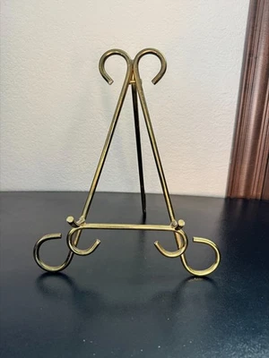 Soporte de marco de placa de caballete de latón vintage - Expositor decorativo ornamentado 10,25" Foto 1 de 4