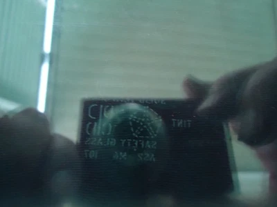  Cristal trasero Plymouth Barracuda Fastback con marcas de fábrica verde 67,8 y 9 Foto 1 de 4