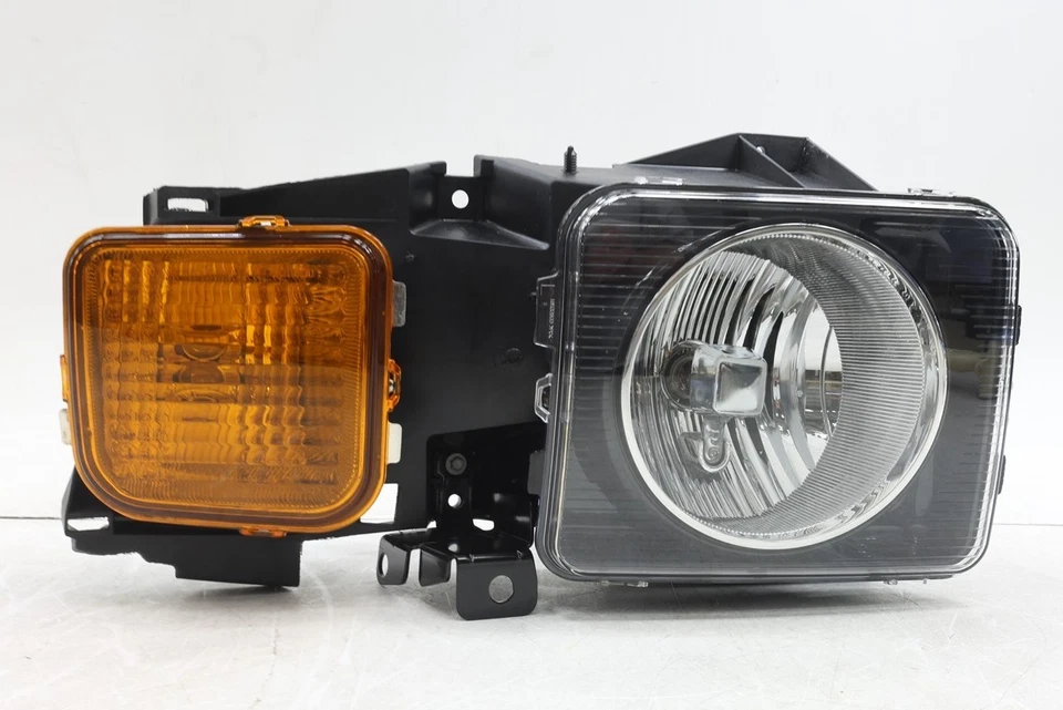 NUEVO OEM GM Conjunto de faros laterales del conductor 15951163 Hummer H3 06-10 H3T 09-10 Foto 1 de 1