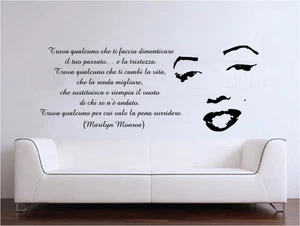 WALL STICKERS DESIGNS DESIGN ADESIVI MURALI MARILYN MONROE Frase AMORE vintage - Foto 1 di 1
