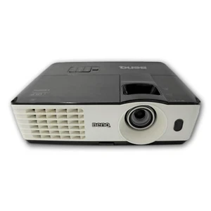 Benq TH681+ 1080p HD Projector - 3D Compatible, 3200 Lumen, Black/White W/Remote - Picture 1 of 4