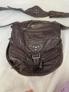 Vintage Hugo Boss For Women leather crossbody bag . - Picture 1 of 16