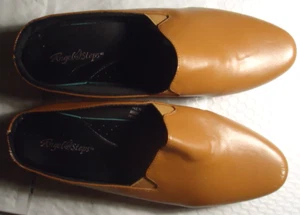 Zapatos Angel Star Talla 8M Marrón Claro 1.5 pulgadas Tacón Nunca Usados Pequeños Rasguños en la Puntera - Imagen 1 de 5