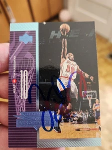 Signed 1998-99 Upper Deck AeroDynamics Tim Hardaway #A30 HOF Autograph Card - Picture 1 of 6