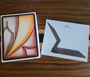 Apple 2024 iPad Air 13-inch M2 Chip 128GB WiFi Starlight & Magic Keyboard Bundle - Picture 1 of 4