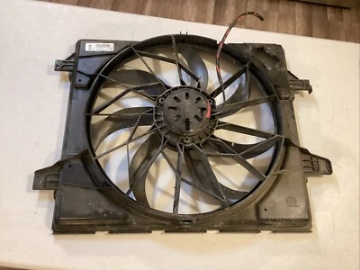 Dodge Durango/2011-22 Grand Cherokee 2011-2020 montaje ventilador de refrigeración radiador OEM Foto 1 de 4