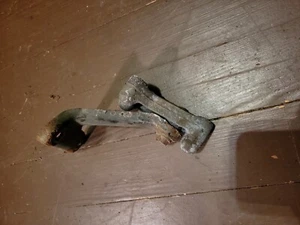 Jeep Wrangler TJ YJ 2.5 Lower Engine Alternator Bracket Mounting Hardware Bolts - Picture 1 of 2