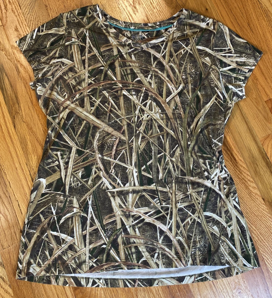 Mossy Oak Shadow Grass Blades Women's Camo Short Sleeve T-Shirt (12-14) - Image 1 of 4