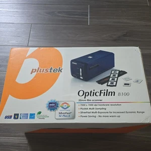 Plustek OpticFilm 8100 Slide Scanner Film Negative 35mm Film Strip Great. - Picture 1 of 7