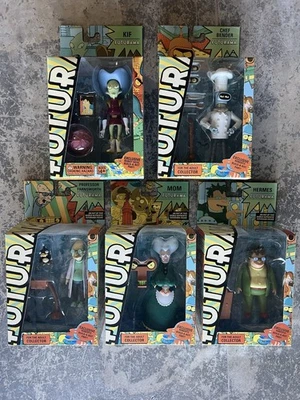 LOTE DE BONECOS FUTURAMA -5 - Hermes, Professor Farnsworth, MÃE, Kif, Chef Bender - Imagem 1 de 4